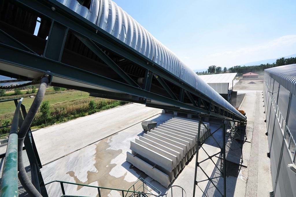 using product conveyor cut view 4924 big